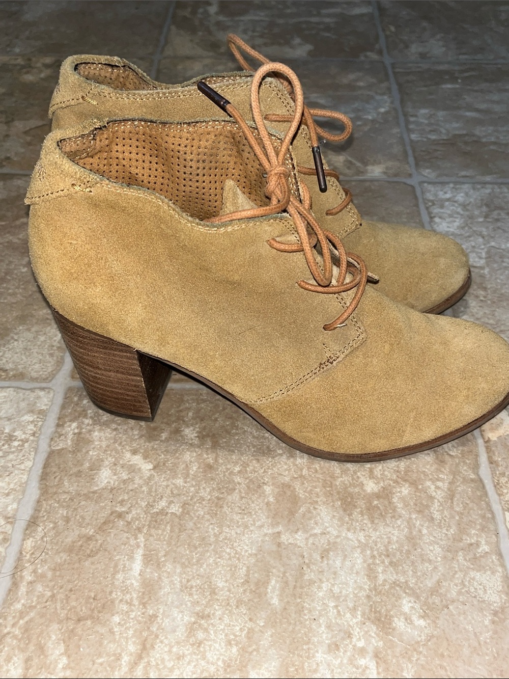 Toms Women's Suede Lace-Up Ankle Booties in Tan - Picture 4 of 12